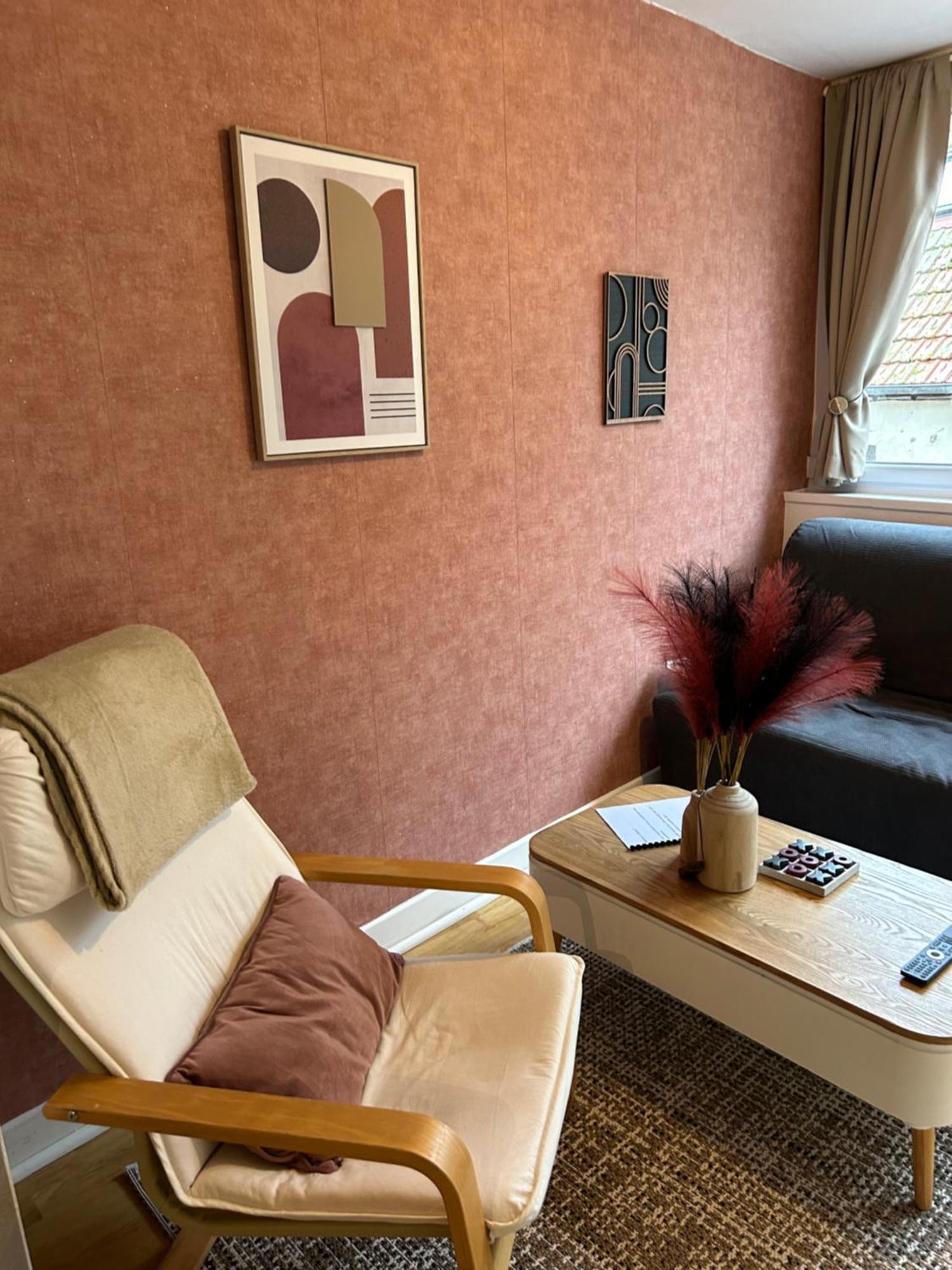 F2 Pour 4 Personnes Emplacement Ideal 2 Min A Pied De La Et Des Boutiques Apartment *