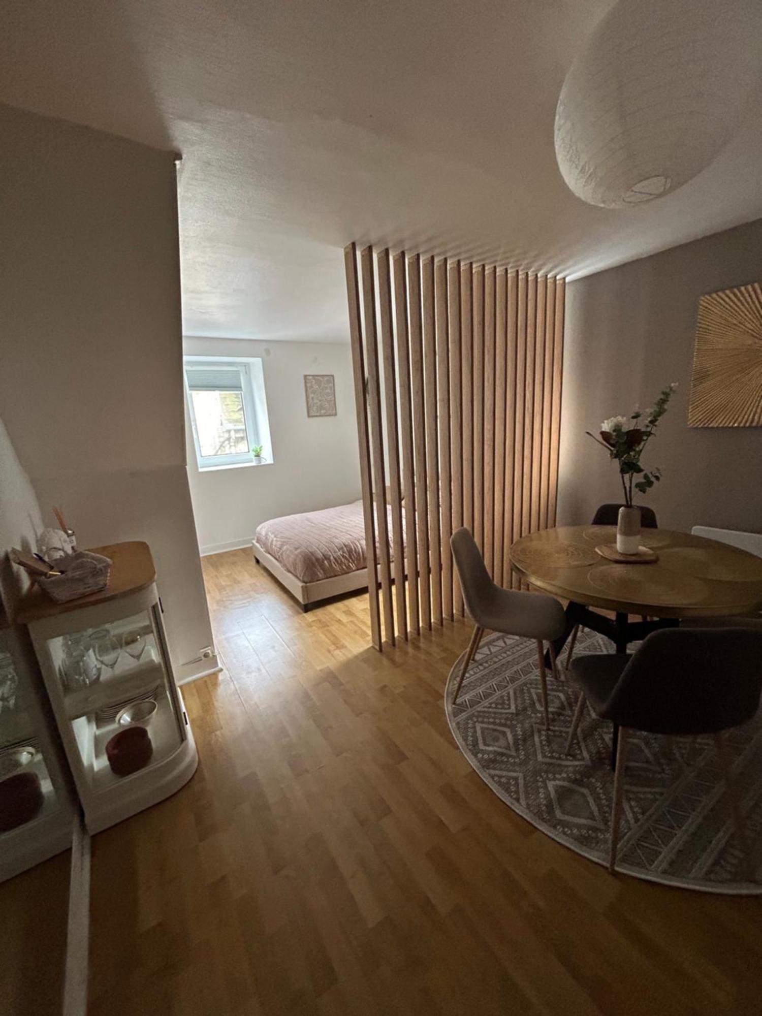 Apartment F2 Pour 4 Personnes Emplacement Ideal 2 Min A Pied De La Et Des Boutiques